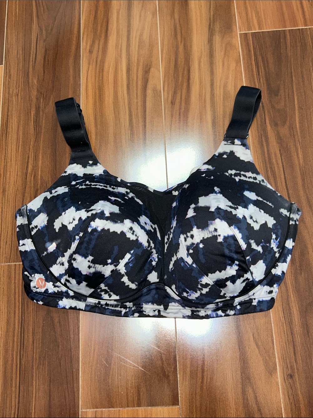38DD Livi Lane Bryant Cacique sports bra no wire wireless